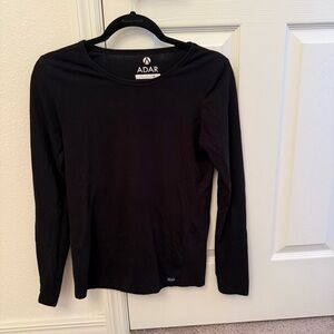 ADAR Women’s Long Sleeve Crew Neck Tee - Black (two shirt bundle)